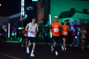 BIB: 0231, 109, 26025
                            <button type="button" onclick="openModal(15261940)" class="btn btn-primary btn-sm float-right btn-popup" data-toggle="modal" data-target=".modal-high-quality">
                        <i class="fas fa-shopping-cart"></i> Add to Cart
                    </button>
                                            <button type="button" onclick="isThisMe(15261940, true)" class="btn btn-success btn-sm float-right btn-popup btn-isme hidden" data-toggle="tooltip" data-placement="bottom" title="นี่คือรูปของคุณใช่ไหม คลิกที่นี่เพื่อเอาเข้าอัลบั้ม">
                        <i class="fas fa-plus"></i> Add to album
                    </button>
                    <button type="button" onclick="isThisMe(15261940, false)" class="btn btn-warning btn-sm float-right btn-popup btn-isnotme hidden">
                        <i class="fas fa-ban"></i> Remove from album
                    </button>